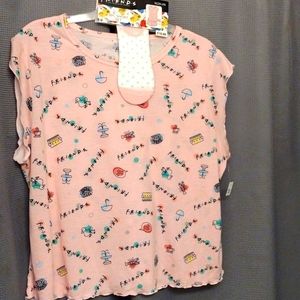 NWT. Woman's Size 3x (22w/24w) 3 piece Friends sleep set.
